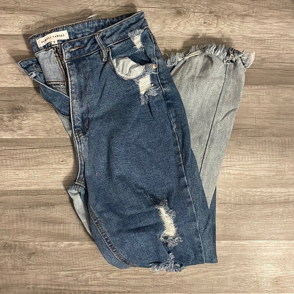 Size 9 ripped skinny jeans